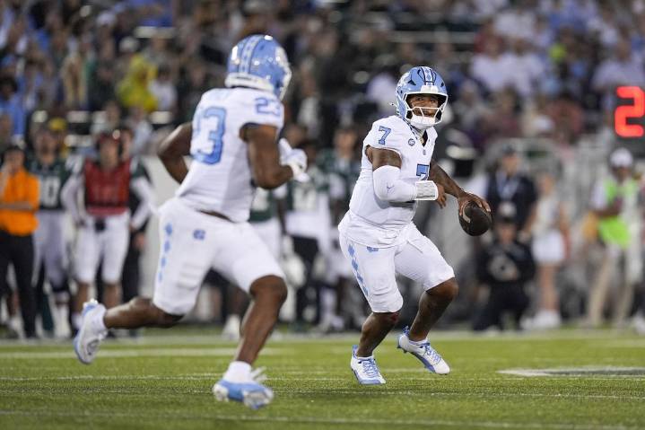 Deadspin | North Carolina stifles Charlotte, gives Bill Belichick first win