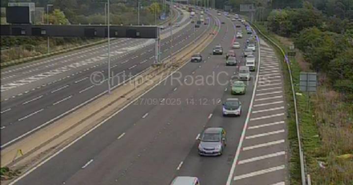 M6 delays as carriageway closed in both directions amid HS2 works
