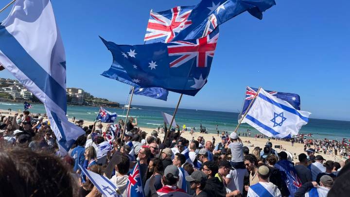 Tensions erupt at Bondi Beach after anti-Israel rally condemned as ‘unnecessary provocation’ by Australian Jewish Association