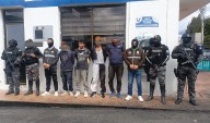 Ecuador detiene a cuatro venezolanos por robo de camión con 50 bombonas de gas