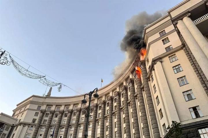 Ataca Rusia al Palacio de Gobierno de Ucrania