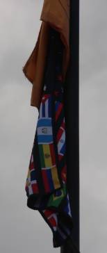 Manchester da inicio al Mes de la Herencia Hispana con izamiento de banderas