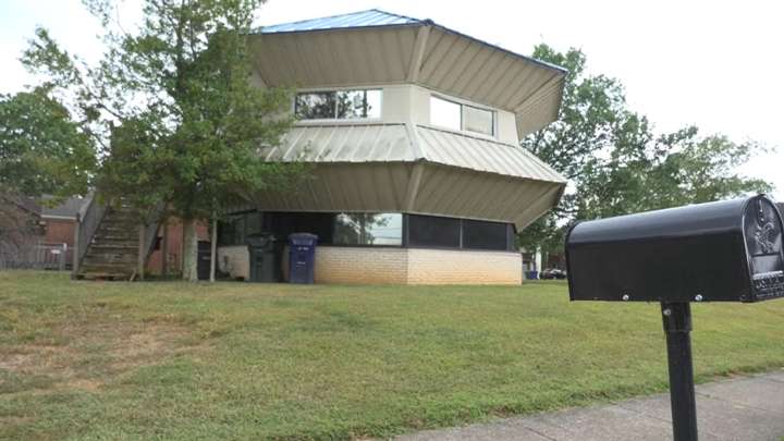 Lexington ‘spaceship house’ sells, receives offers within minutes of hitting market
