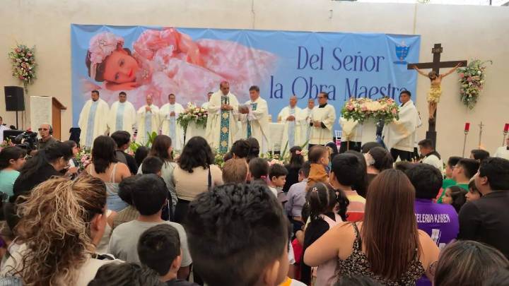 Arzobispo Jaime Calderón llama a vivir la fe como estilo de vida en la Fiesta Patronal de la Divina Infantita
