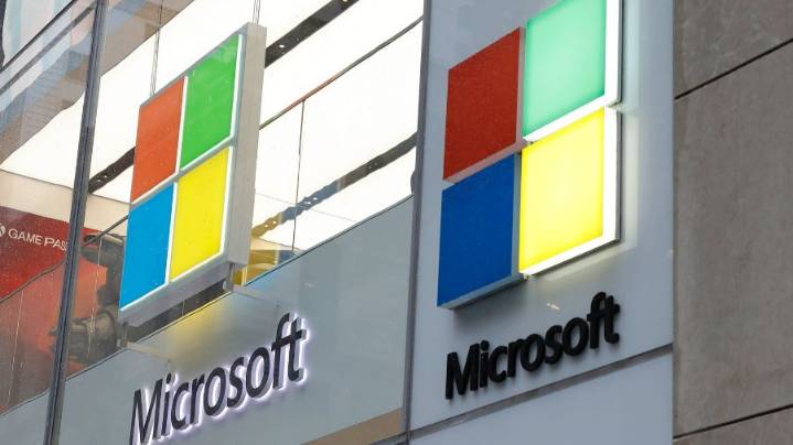 Microsoft to require in-office work for Puget Sound staff