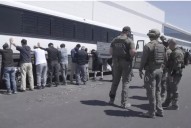 Surcorea llevará a casa a 300 trabajadores detenidos en redada en planta de Hyundai en Georgia