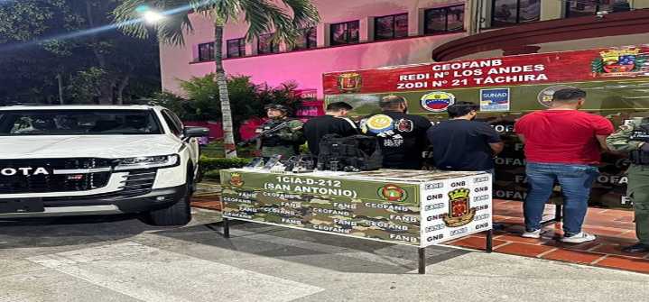 Táchira| Detienen a 4 sujetos incautándole 20 mil dólares presuntamente falsos y explosivos