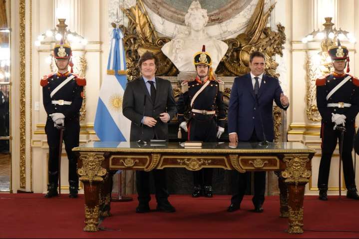 Milei tomó juramento a Catalán y transfirió $12.500 millones a cuatro provincias en concepto de ATN: Chaco beneficiada