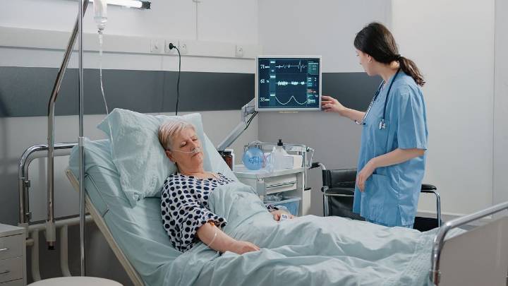 Point-of-Care Ultrasonography Cuts Costs in Undifferentiated Dyspnea