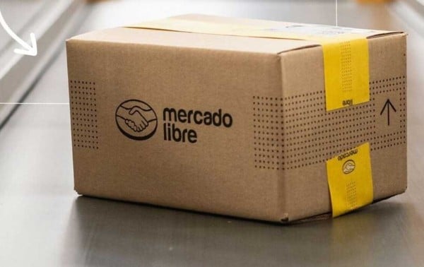 Hay barreras competitivas en Mercado Libre y Amazon.