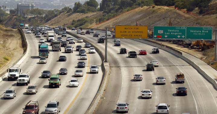 Weekend traffic nightmare: 405 Freeway to partially close for repaving