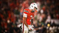 Miami's CJ Daniels makes spectacular one-handed TD catch vs Notre Dame