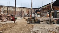 Obras en el Mercado San Miguel: Levantan nuevos cimientos y extraen arcos del antiguo techo
