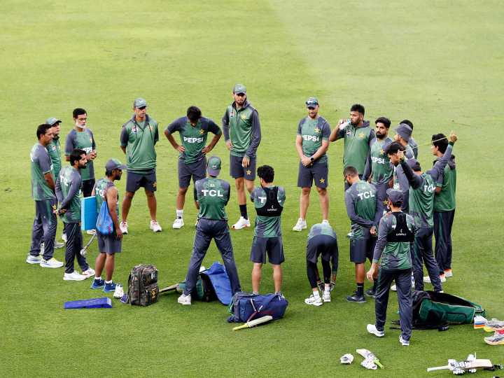 Pakistan announce Test squad for South Africa series
