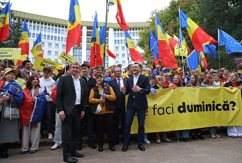 Moldova's ruling pro-EU party pulls ahead in parliamentary election