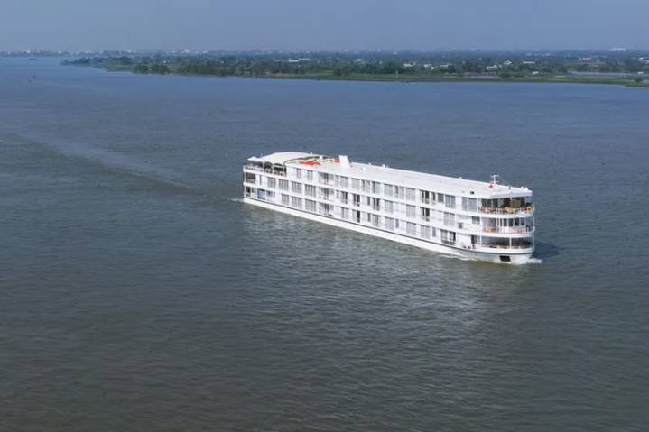 Viking Takes Delivery of Viking Tonle