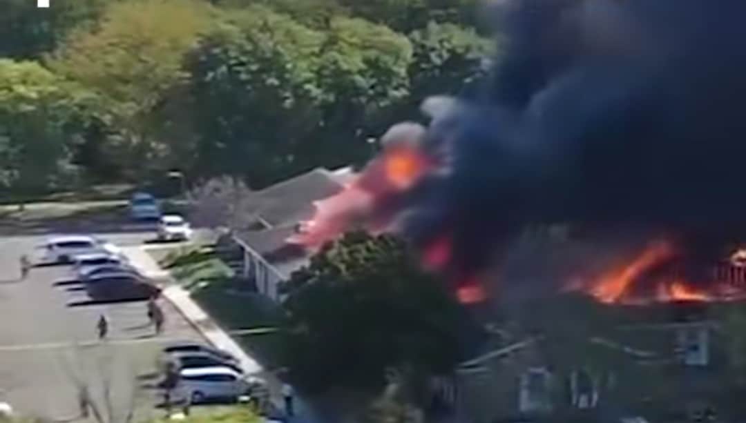 Tiroteo e incendio en iglesia de Michigan: el atacante murió en la escena