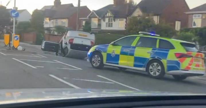 Car flips on roof in crash outside Nottinghamshire pub