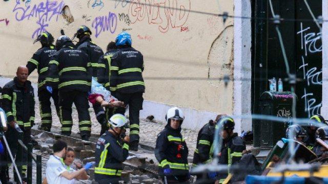 Lisboa: descarrila funicular de la Gloria y deja tres muertos y varios heridos