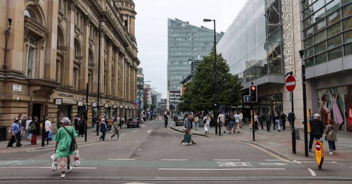 Man gets £433 fine for littering in Manchester city centre