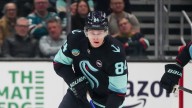 Kraken’s Kaapo Kakko exits vs. Oilers with upper
