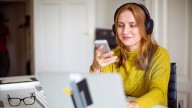 Buscan asistentes de chat para redes. Trabajo desde casa