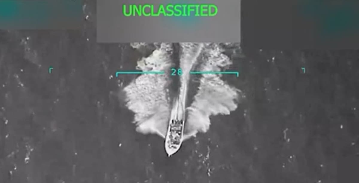 Lo mostró Trump. El video del ataque de las fuerzas de EE.UU. contra un barco con drogas en el Caribe