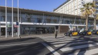 Apartan a un vigilante de seguridad del Hospital del Mar acusado de una agresión transfóbica