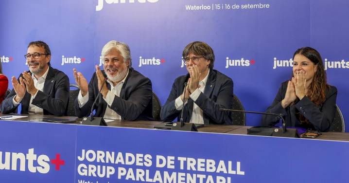 La estrategia de Juntos para ligar a Salvador Illa y Pedro Sánchez