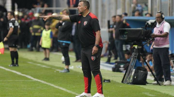 Newell's: tras la dura derrota, el Ogro Fabbiani se fue otra vez sin hacer declaraciones