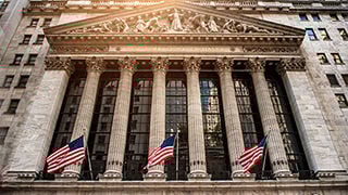 Dow Jones con ganancias en la semana de la Fed. En Nasdaq, Tesla compensa las caídas de Nvidia