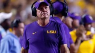 LSU moves to 3-0 with less than 'appealing' win over Florida