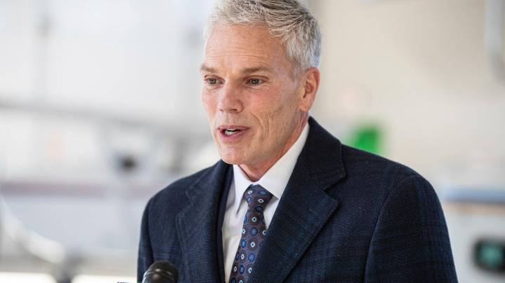 Marshall president and wife make $50M gift to university to promote eliminating student debt