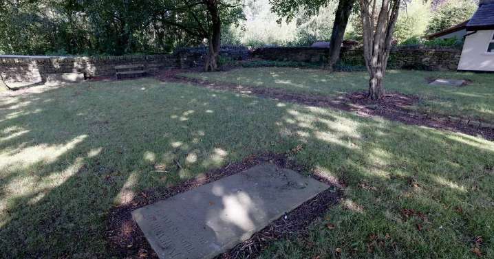 The mysterious story behind the tiny graveyard which has just seven graves