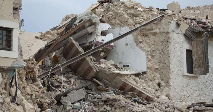 Terremoto de magnitud 6.9 sacude el centro de Filipinas