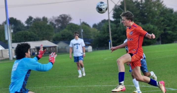 SPORTS ROUNDUP: Warriors skirt past Casey on senior night