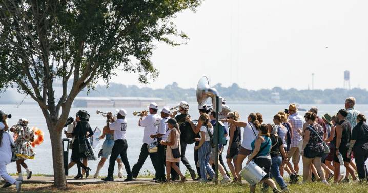 Photos: NOLA River Fest celebrates the Mississippi