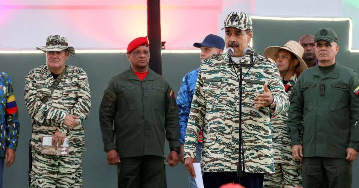Maduro anticipa una etapa de lucha armada tras advertencia de Trump de derribar aviones militares