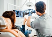 Un tercio de los adultos jóvenes evitan ir al dentista, y es un problema más grave de lo que crees