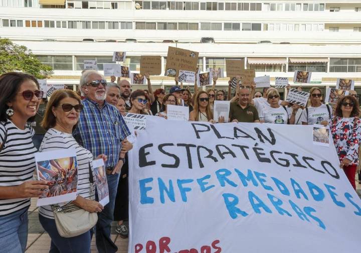 Sanidad creará unidades de enfermedades raras en el Insular y La Candelaria