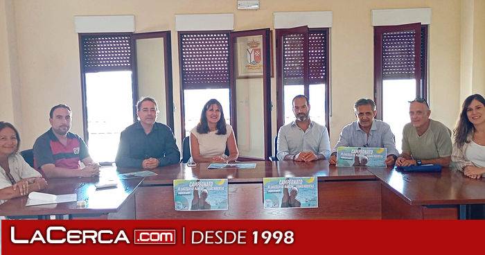 De Sebastián reitera en Ruidera en la presentación del Campeonato Regional de Aguas Abiertas la apuesta de la Diputación por el deporte