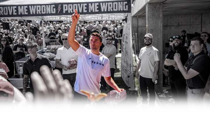 Los 6 mensajes más controversiales de Charlie Kirk, el aliado de Trump asesinado en Utah