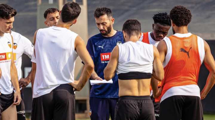 El día después del 6-0 ante el Barça en Paterna