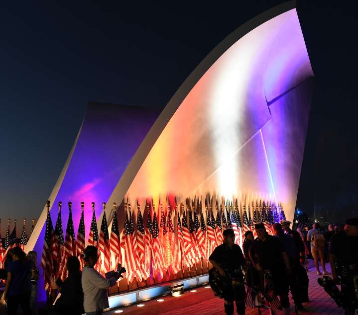 Emotional tributes at Staten Island’s 2025 9/11 Postcards memorial ceremony
