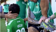 Niño con leucemia e hincha del Betis en España, pudo conocer a todos sus ídolos del equipo: “los sueños se cumplen”