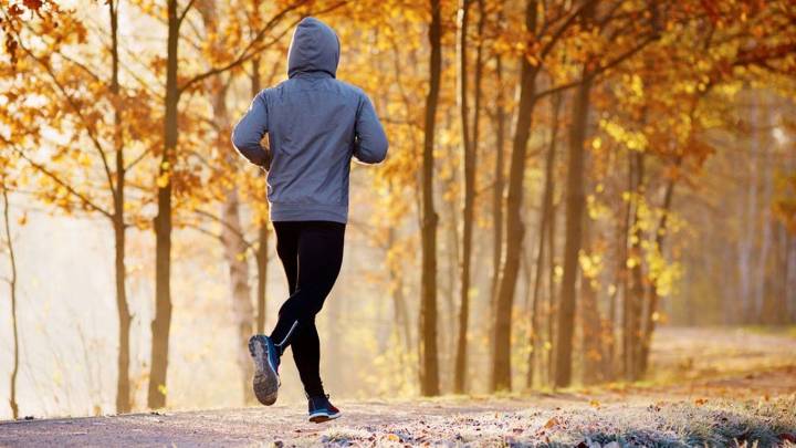 El popular entrenamiento para adultos mayores que ayuda a fortalecer los huesos
