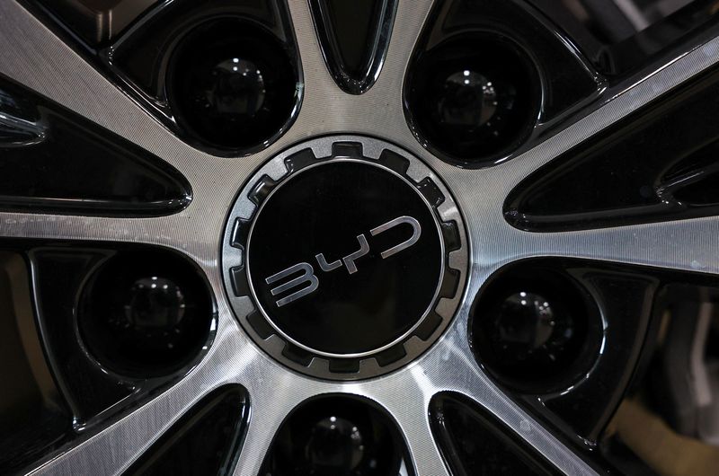 Europe's plug-in hybrid boom helps Chinese carmakers outsell Renault, Audi in August, report shows