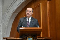 Maurilio Hernández rinde informe del primer año legislativo