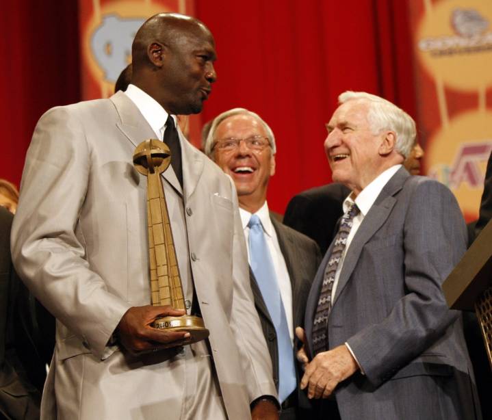 Today in Chicago History: Bulls' Michael Jordan inducted into Hall of Fame