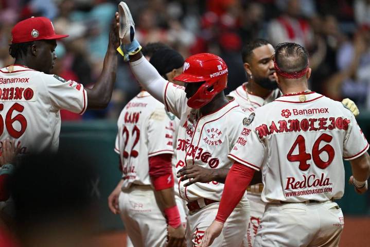 Diablos Rojos se ‘prenden’ en la octava, aplastan a Charros y toman ventaja 2